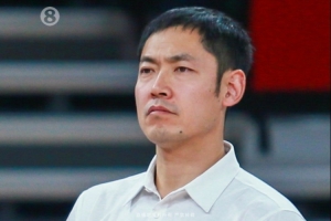 张庆鹏：夏联将派出以老带新的阵容 让年轻人得到更多实战的机会